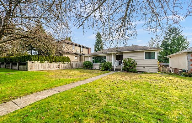 6872 Heather Street South Cambie