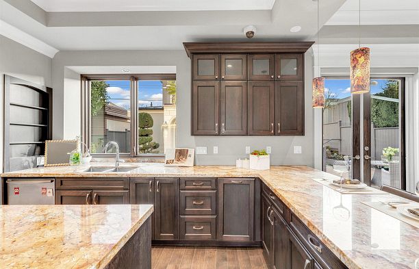 4320 W 8th Avenue Point Grey