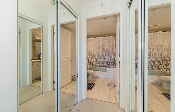 707 5639 Hampton Place University VW