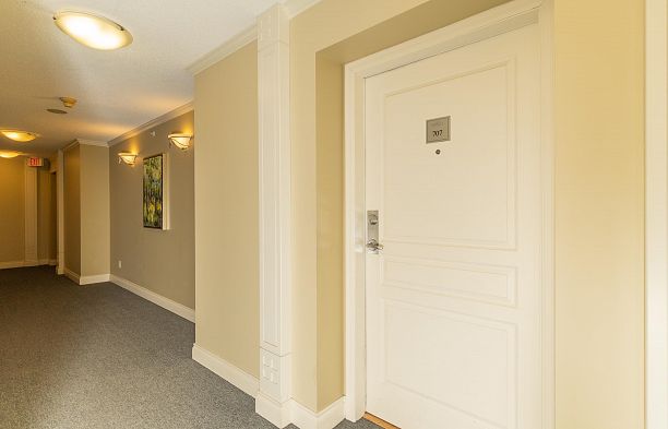 707 5639 Hampton Place University VW