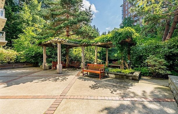 707 5639 Hampton Place University VW