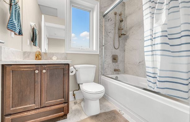 4320 W 8th Avenue Point Grey