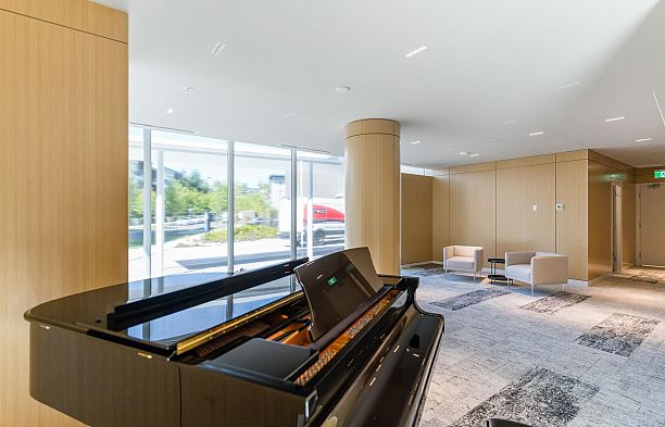 1604 5629 Birney Avenue University VW