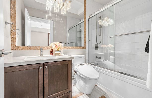 4320 W 8th Avenue Point Grey