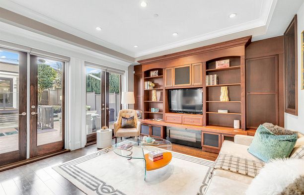 4320 W 8th Avenue Point Grey