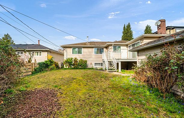 6872 Heather Street South Cambie