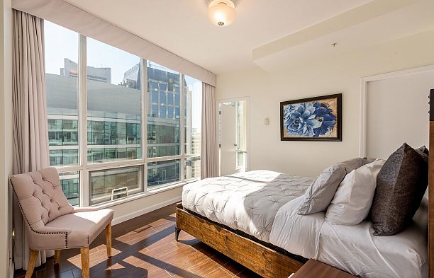 2902 1166 Melville Street Coal Harbour