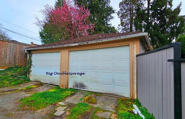 5284 East Boulevard Quilchena