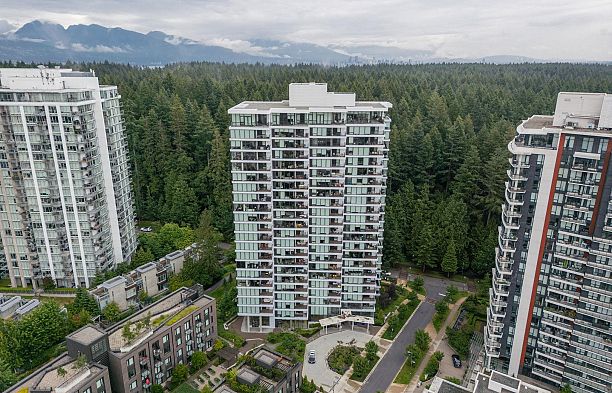 1604 5629 Birney Avenue University VW