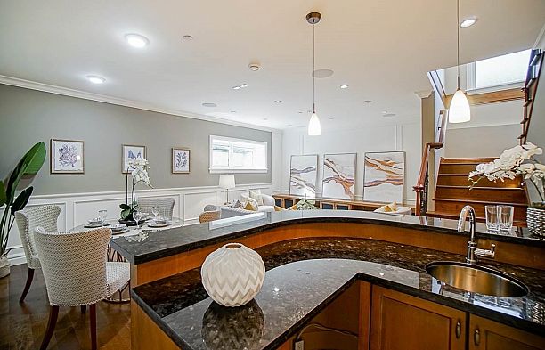 3759 W 31st Avenue Dunbar