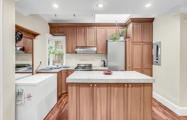 4320 W 8th Avenue Point Grey