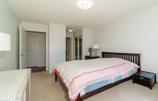 707 5639 Hampton Place University VW