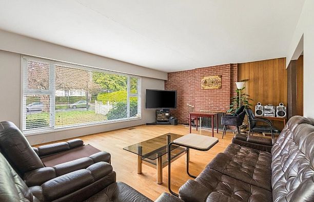 6872 Heather Street South Cambie