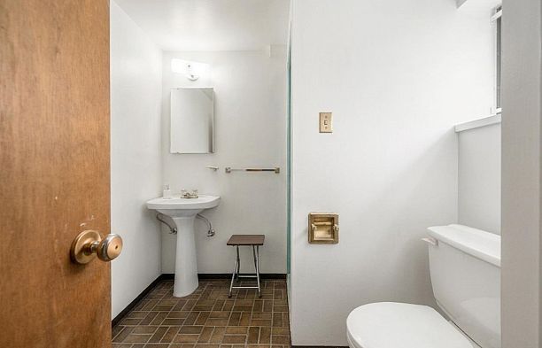 6872 Heather Street South Cambie