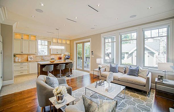 3759 W 31st Avenue Dunbar