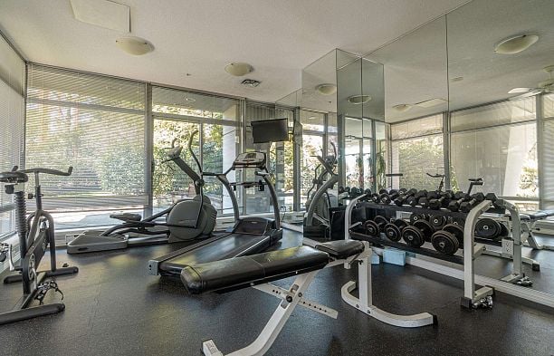 707 5639 Hampton Place University VW