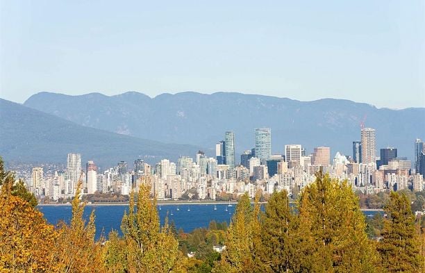 10 2575 Tolmie Street Point Grey