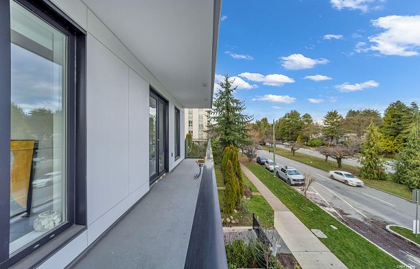 305 6859 Cambie Street South Cambie