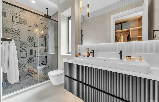 1181 W 33rd Avenue Shaughnessy