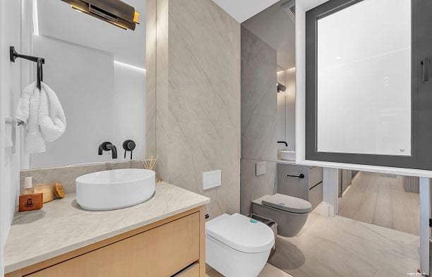 1181 W 33rd Avenue Shaughnessy