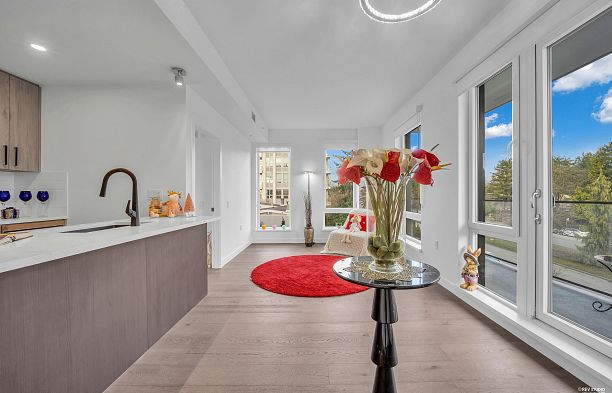 305 6859 Cambie Street South Cambie