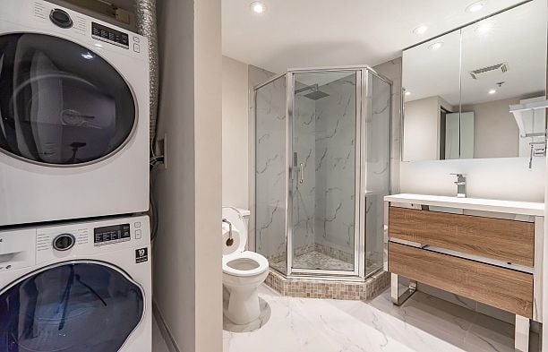 310 5723 Collingwood Street Southlands