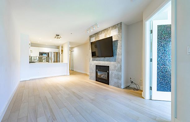 310 5723 Collingwood Street Southlands