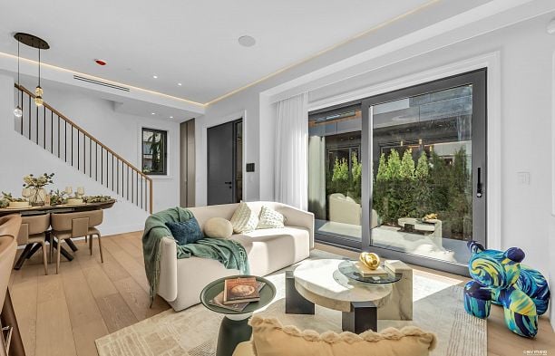 1181 W 33rd Avenue Shaughnessy