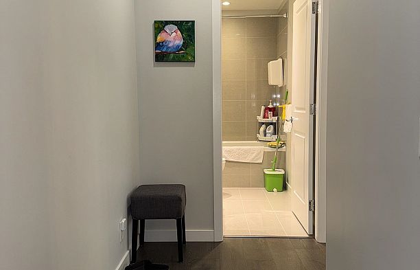 501 3487 Binning Road University VW