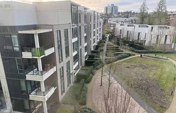 501 3487 Binning Road University VW