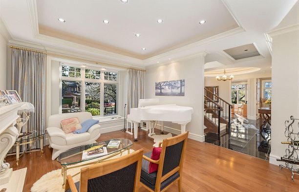 6981 Laurel Street South Cambie