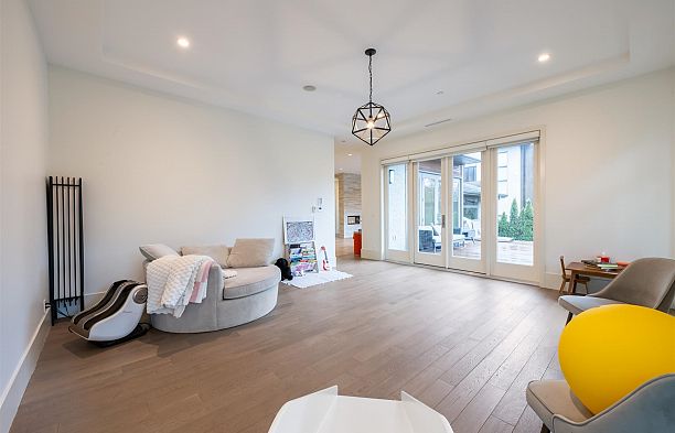 6109 Highbury Street Southlands