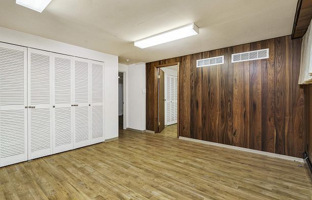 6076 Holland Street Southlands