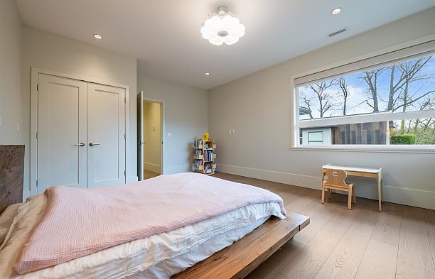 6109 Highbury Street Southlands