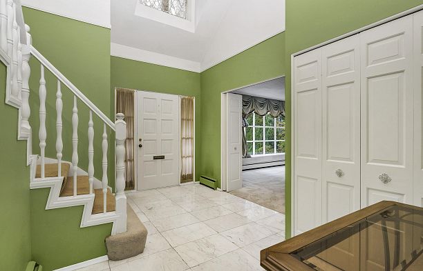 6076 Holland Street Southlands