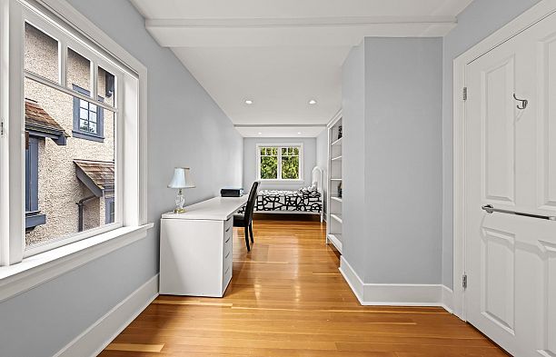 5790 Alma Street Southlands