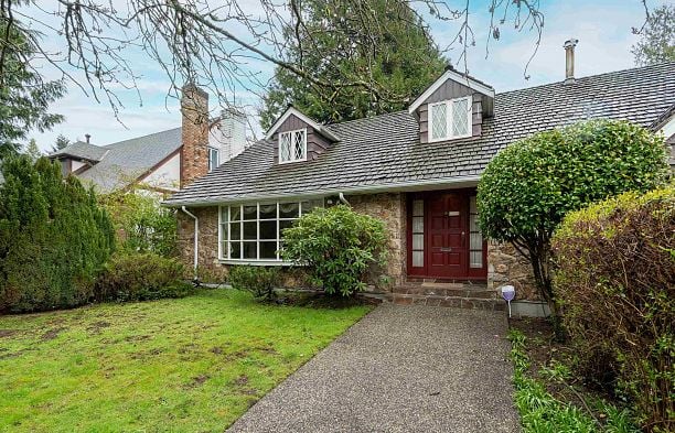 6076 Holland Street Southlands