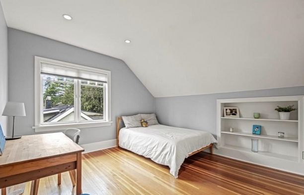 5790 Alma Street Southlands