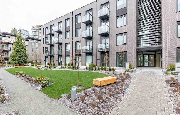 206 5681 Birney Avenue University VW