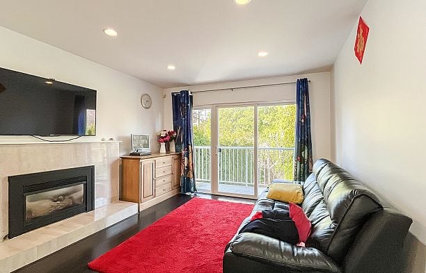 1420 Park Drive Marpole