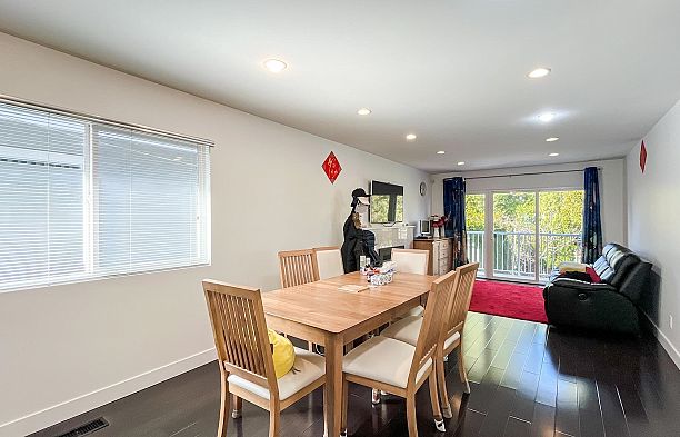 1420 Park Drive Marpole