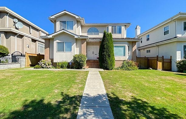 219 W 42nd Avenue Oakridge VW