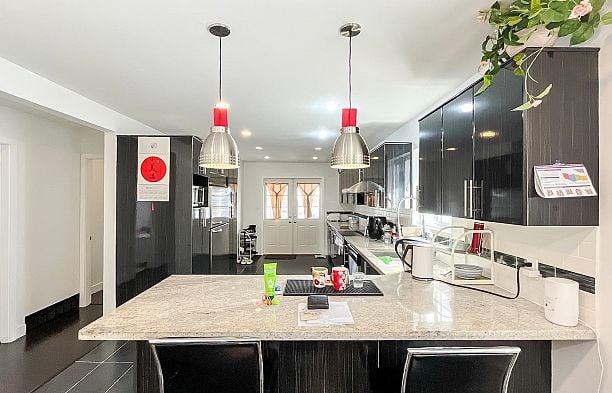 1420 Park Drive Marpole