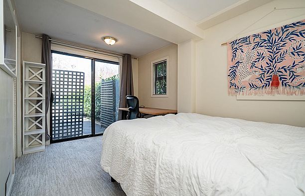 4338 W 2nd Avenue Point Grey