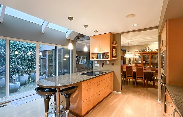 326 Greensboro Place South Cambie