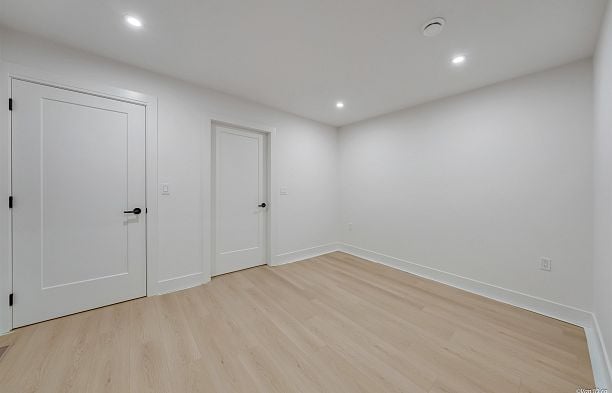 3 6730 Heather Street South Cambie