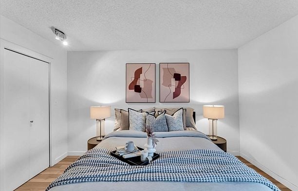 407 1476 W 10th Avenue Fairview VW