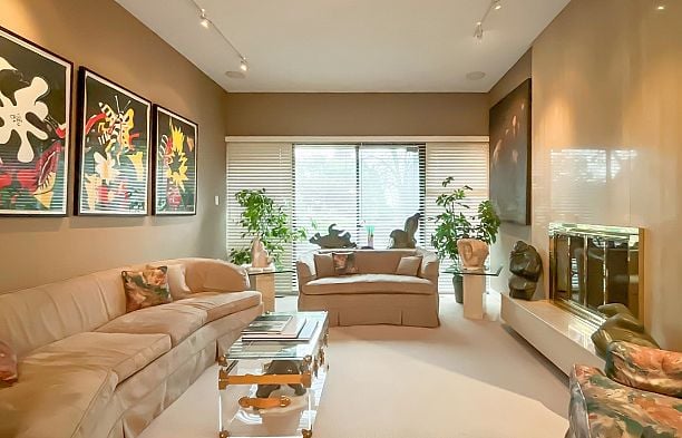 326 Greensboro Place South Cambie