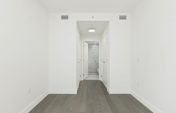 205 488 W 58th Avenue South Cambie