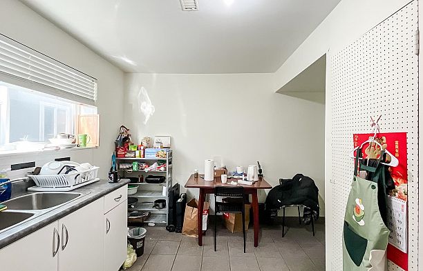 1420 Park Drive Marpole